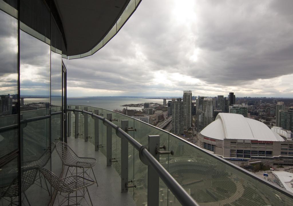Corporate Suite Toronto Esterno foto